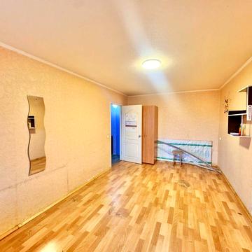 Продам 1- комн квартиру, возле ТЦ Нагорный