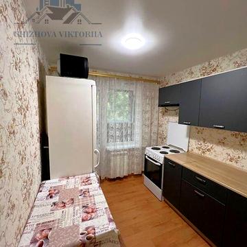 Довгострокова оренда 1к Квартира Шнеєрсона Менахем-Мендл вулиця