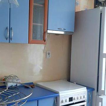 Сдам 1 комнатную с ремонтом,полностью укомплектована