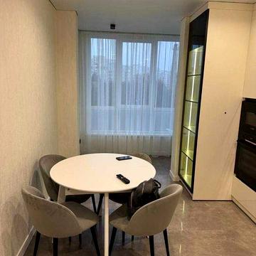 Оренда 2 кімнатної кв., вул. Мікльоша Карла 19. НОВОБУДОВА.