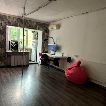 2к.кв. з ремонтом, метро Арх. Бекетова, єВідновлення