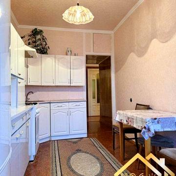 БЕЗ КОМІСІЇ! Продаж 2к квартири під ремонт є всі меблі! Є газ!