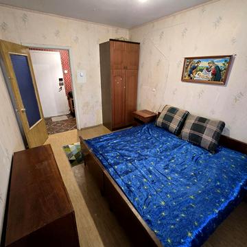 Ревуцького вул., 24/4