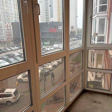 Без комісії. Власник. Продаж 1-к кв., вул. Гмирі 16, 36,5 кв.м., 3/25.