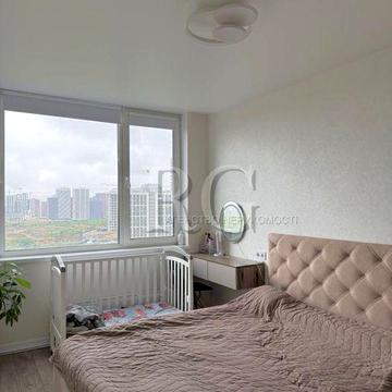 Власник 1кімн 45м 13пов ЖК "Варшавський" Виноградар Оболонь-Нивки 15хв ЖК Варшавський | Варшавський Плюс | Ліпінка | Крістер Град | Паркове місто | Новомостицький | Навігатор | Бережанський | Діброва | Файна Таун | Новострой | Виноградар | Поділ | Оболонь | Нивки | Вигідно