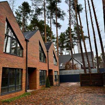 Продам готовий таунхаус в Ірпені (локація неймовірна)