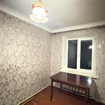 Продається квартира у Коростишеві