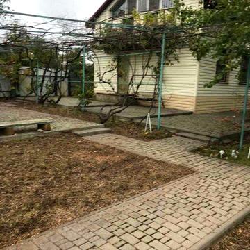 дом-дача, берег лимана, до моря 5 км.