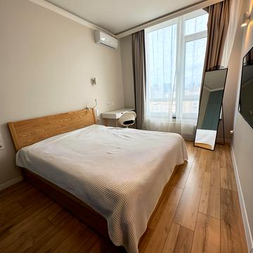 Жилянська вул., 68