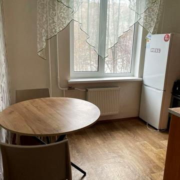 Оренда 3 кмн квартири вул Олени Теліги