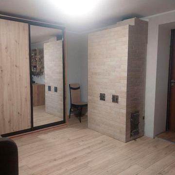 Продам будинок  близько  міста