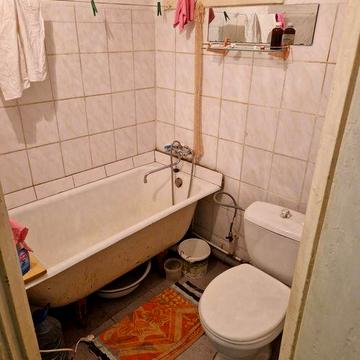 Продаж 2 кімнатної квартири від власника біля 9 лікарня