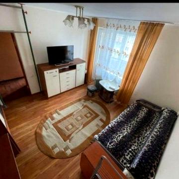 Здам надовго 1 кімнатну квартиру.Центр.Ліфт