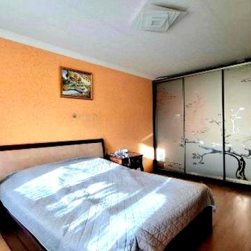 Затишна 2-кімнатна квартира 50 м² просп. Червоної Калини 21-А