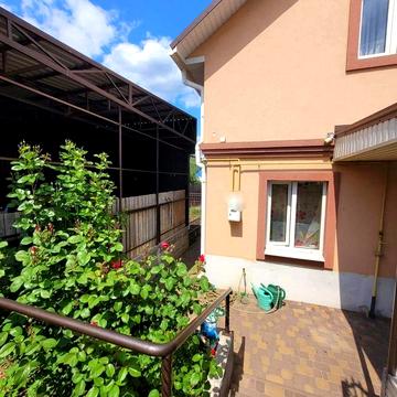 Продам  2 будинки на Посьолку