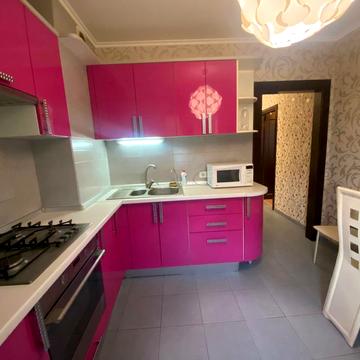 Незалежності вул., 12/2