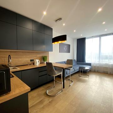 Ділова вул. (Димитрова), 1/2