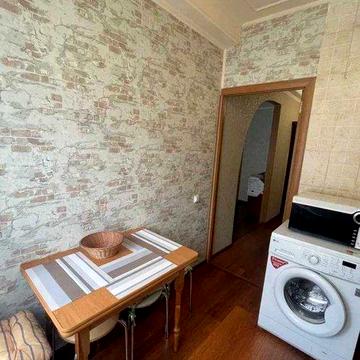 Терміново здам 2 кімнатну квартиру