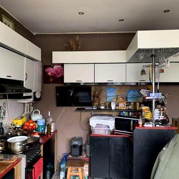 Під Києвом свій дім в Тарасівка. Гарне розташування. Безпечне місце.