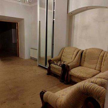 Здам 2-кім квартиру Біля Оперного театру