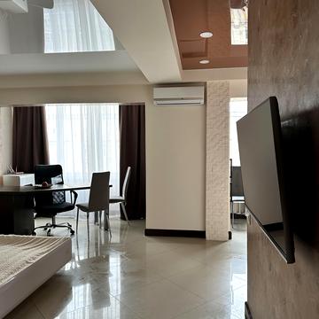 Богдана Гаврилишина вул. (Ванди Василевської), 6