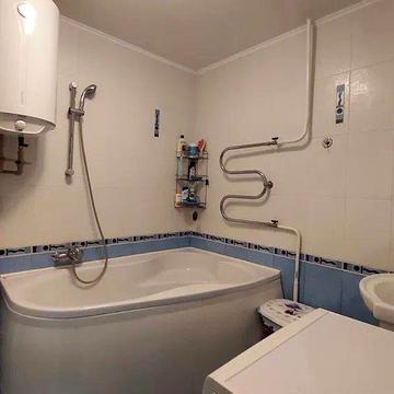 Продам 3-комнатную квартиру Дворец Спорта