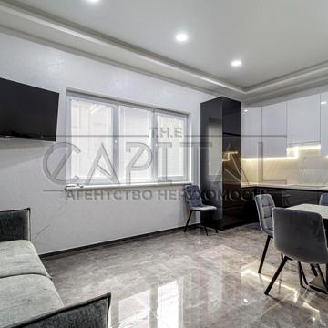 Сирецький проїзд, 47