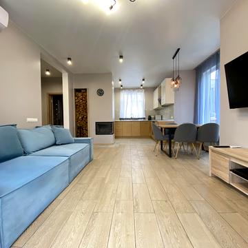 Садова вул., 20