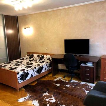 Здається 1-кімнатна квартира вул. Мономаха\Центр