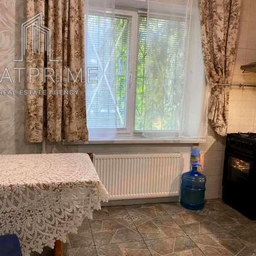 Європейського Союзу просп. (Правди), 68-В