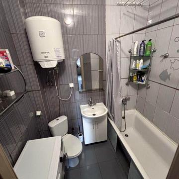 Продам однокімнатну квартиру у м.Київ