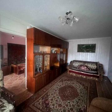 Здається в оренду 2-на квартира. Красний міст.