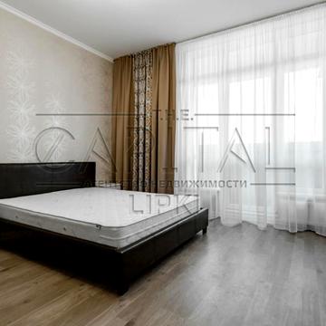 Андрія Верхогляда вул. (Михайла Драгомирова), 3