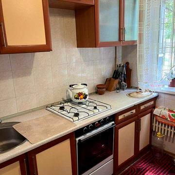 Продам 1 кім.кв. пр.Тракторобудівників