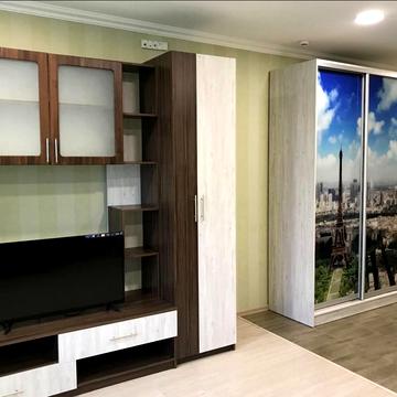 Вінстона Черчилля вул. (Червоноткацька), 93