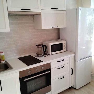 Довгострокова оренда 1к Квартира Янтарна вулиця