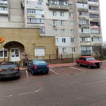 Продається 4 кімнатна квартира район машбуд