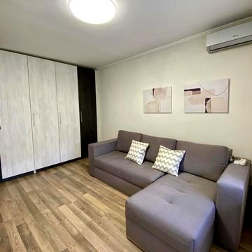 Олега Мудрака вул. (Генерала Наумова), 23-А