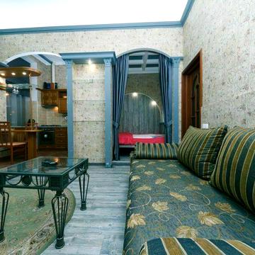 Басейна вул., 12