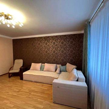 (7) Оренда 2 к. квартири на Поділлі (8813)