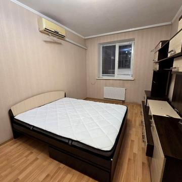 Олега Мудрака вул. (Генерала Наумова), 66