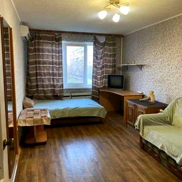 Героїв полку "Азов" вул. (Маршала Малиновського), 7-А