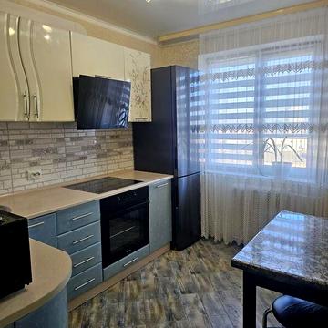 Довгострокова оренда 3к Квартира Марії Литвиненко-Вольгемут вулиця