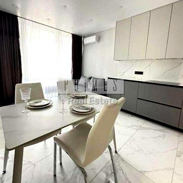 Продаж 2к квартири, ЖК «Варшавський Плюс», вул. Всеволода Змієнка 19 ЖК Варшавський Плюс