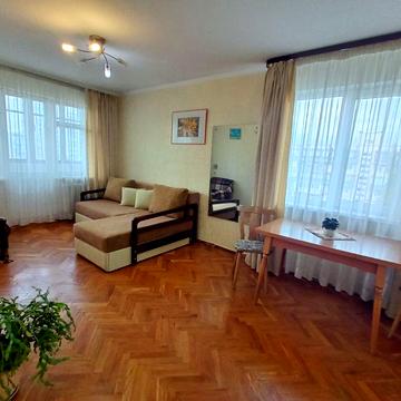 Івана Миколайчука вул. (Серафимовича), 19/1