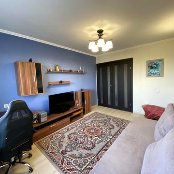 Юрія Кондратюка вул. (Комунарівська), 8