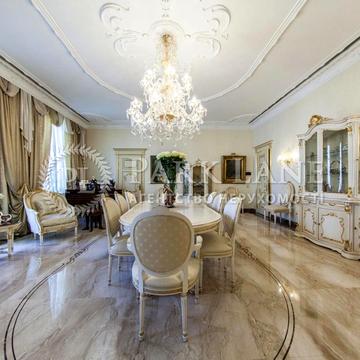 Жилянська вул., 7