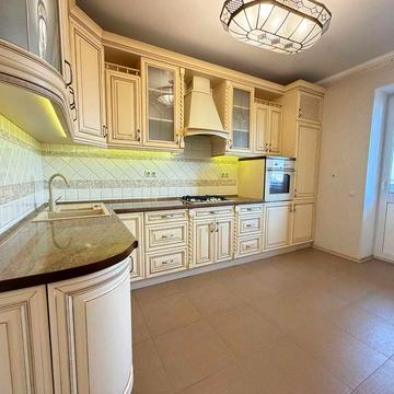 Продається 3-кімнатна квартира в центрі міста Стрий.Вулиця Дрогобицька