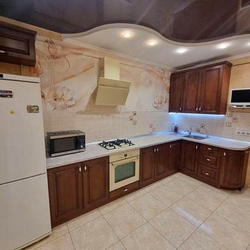 Сдам просторную 2х комнатную га Марсельской