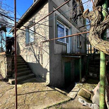 Будинок за ціною гостинки!